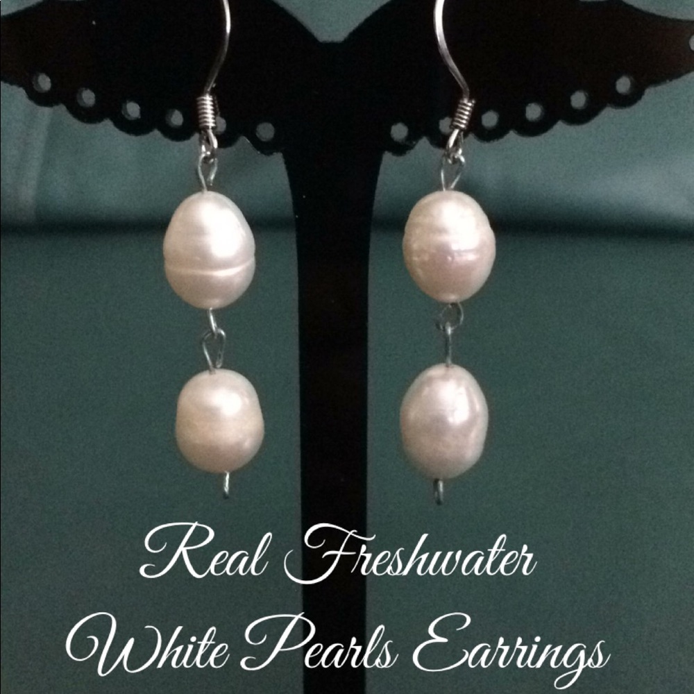🆕WHITE PEARL EARRINGS ⭐️